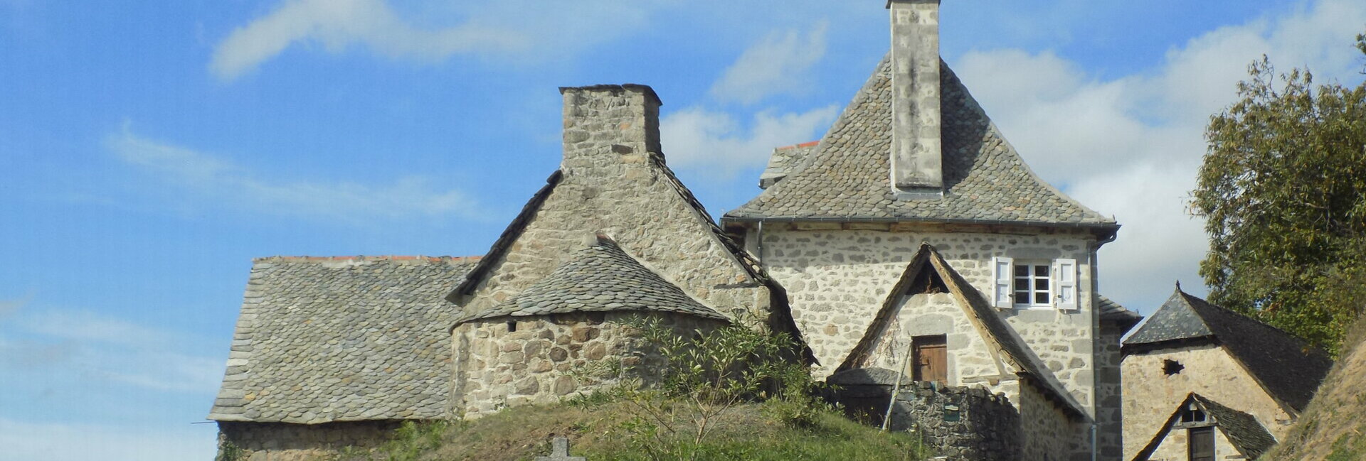 Mairie Commune Sénezergues Cantal Auvergne